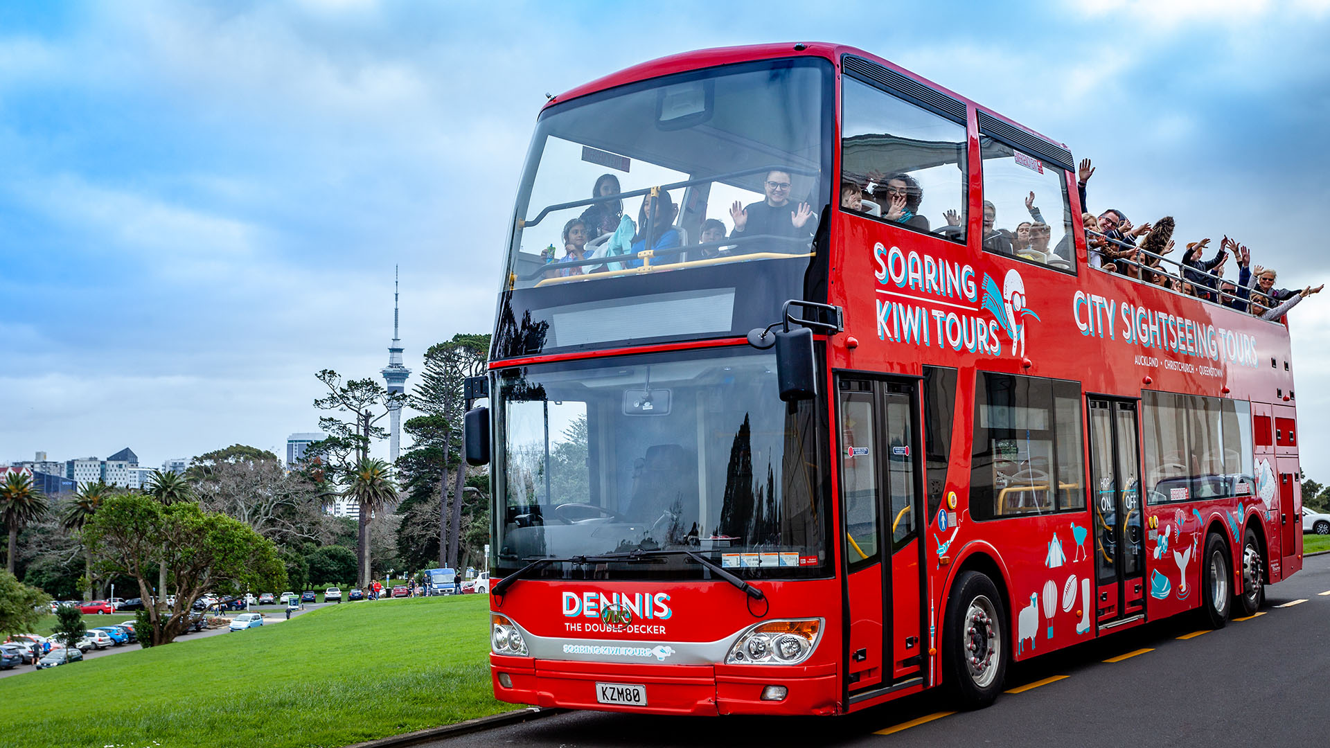 Soaring Kiwi Tours - Explorer Bus